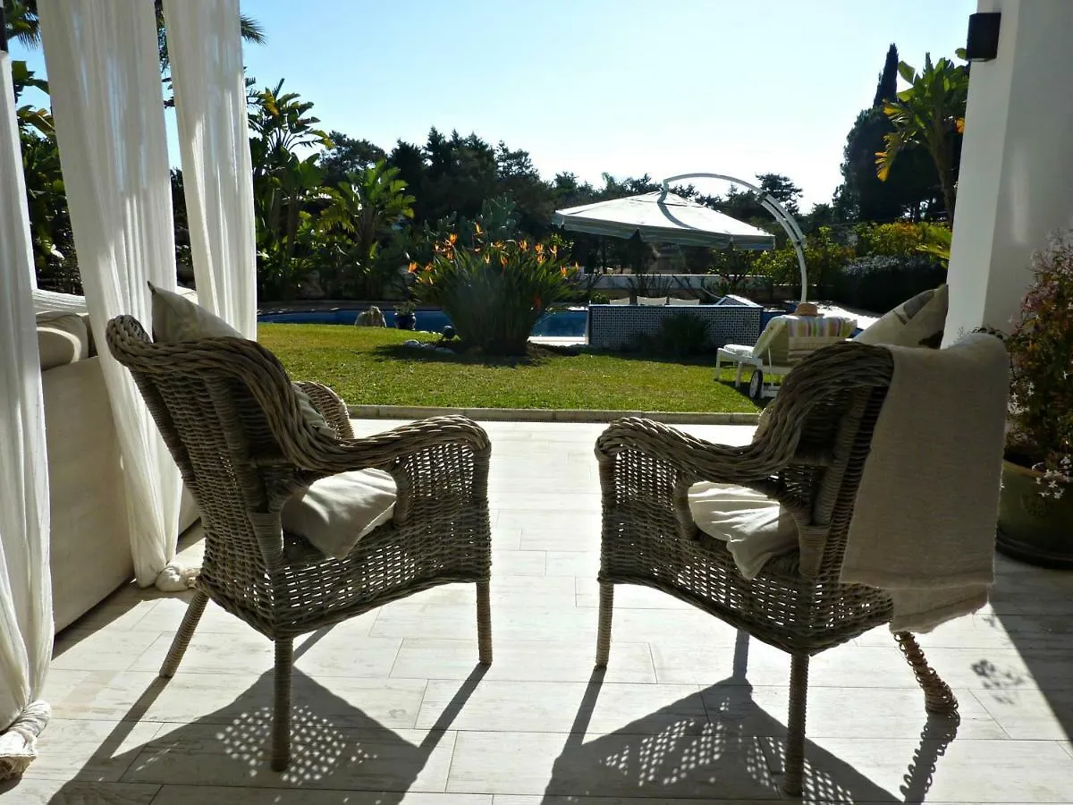 Villa Breeze Boutique Guest Rooms, Marbella Bed & Breakfast