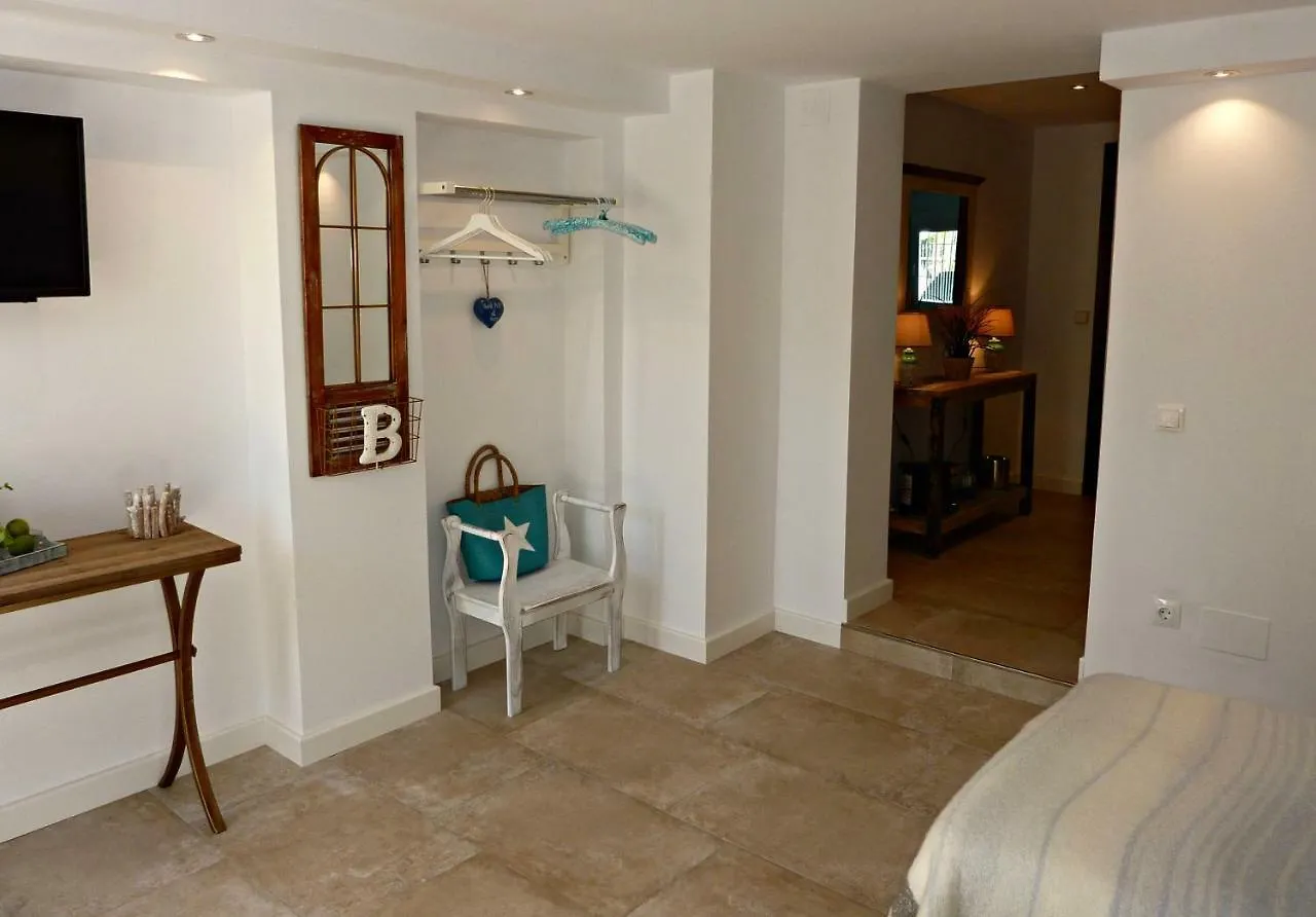 **** Bed and breakfast Villa Breeze Boutique Guest Rooms, Marbella España
