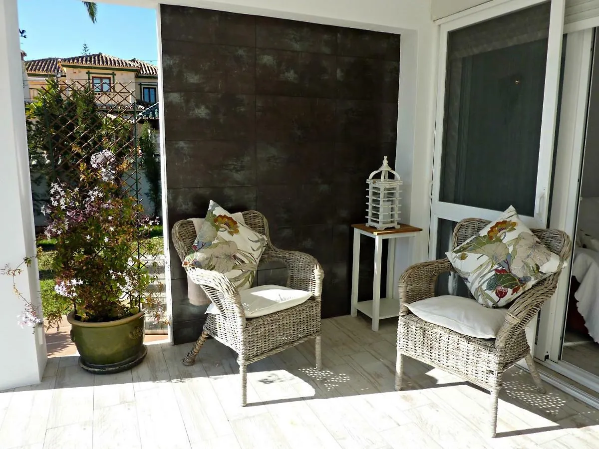 Villa Breeze Boutique Guest Rooms, Marbella 4*,  España
