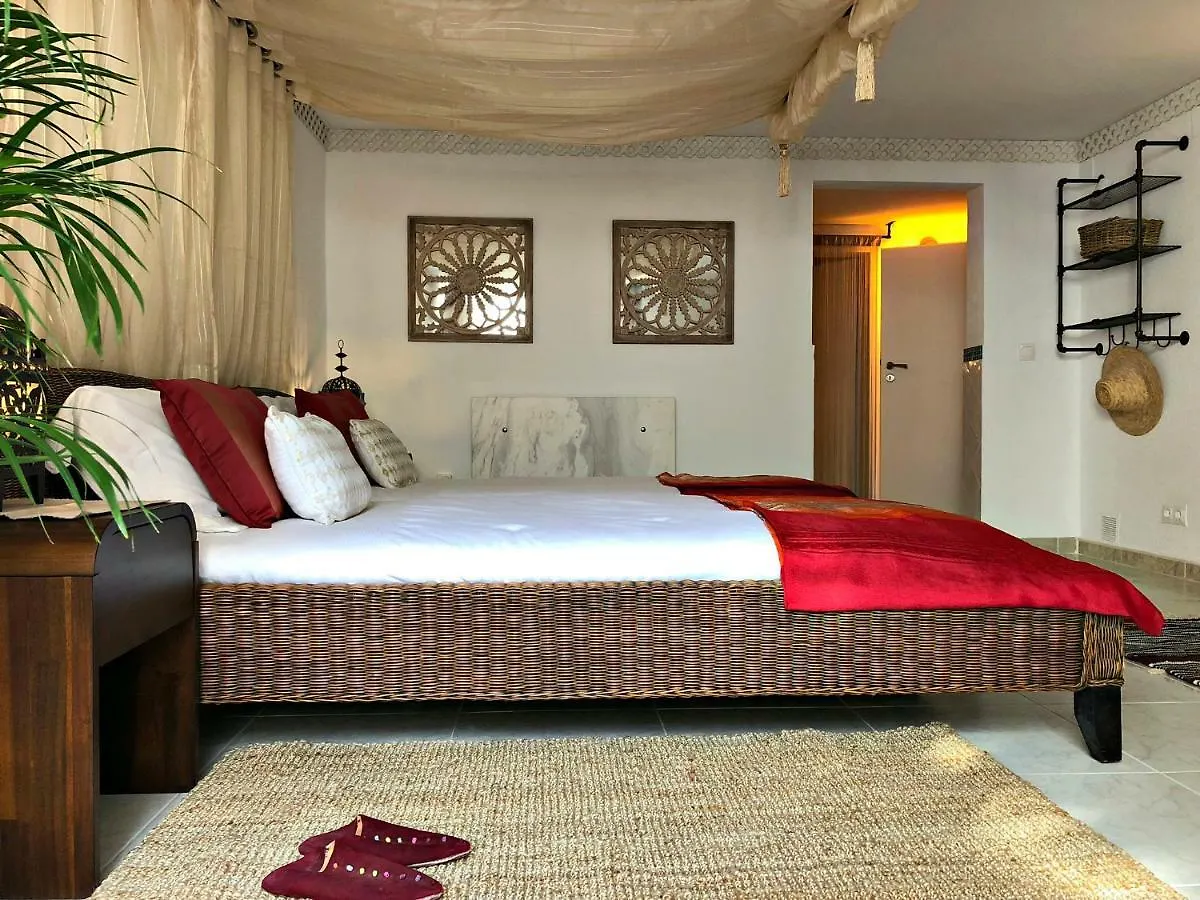 Villa Breeze Boutique Guest Rooms, Marbella 4*,  Spain