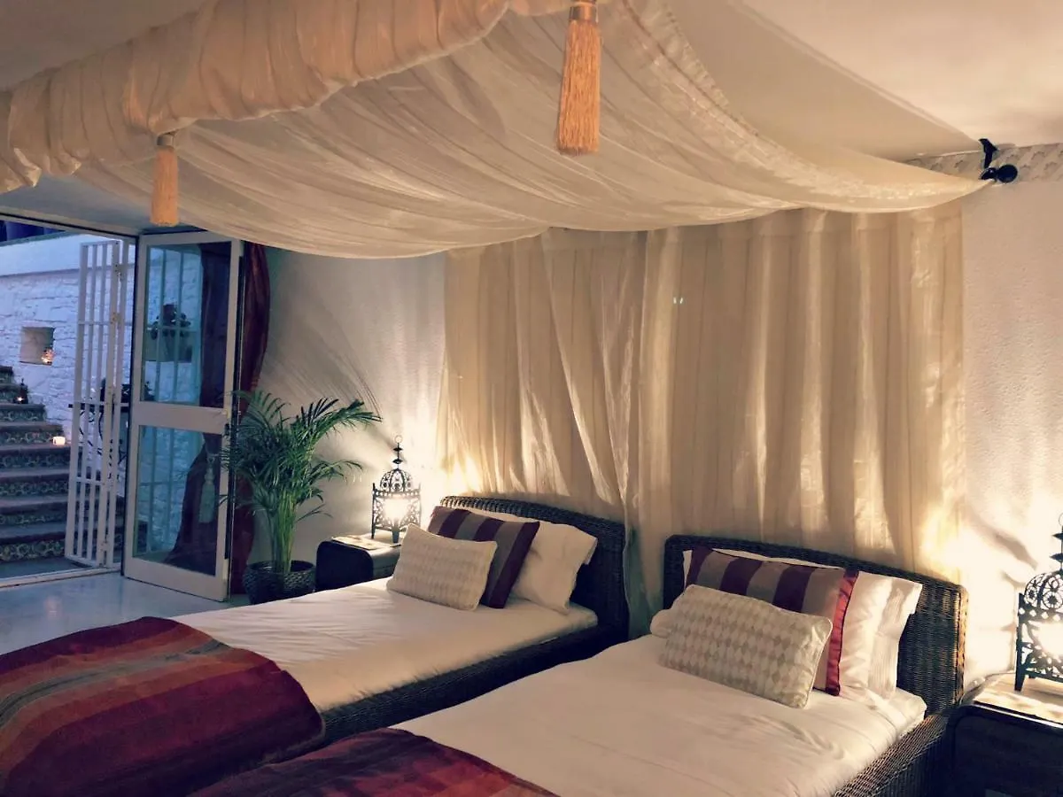 Villa Breeze Boutique Guest Rooms, Marbella